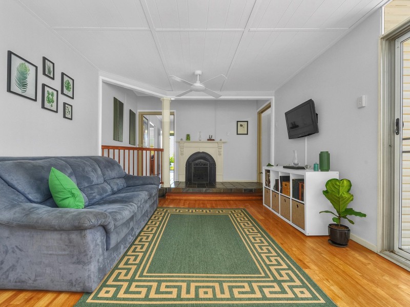 2 Alcester Street, Grange QLD 4051