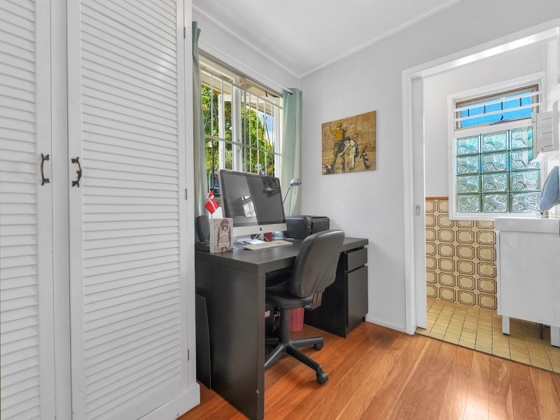 2 Alcester Street, Grange QLD 4051