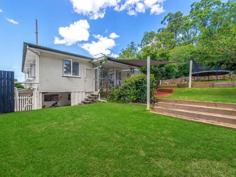 2 Alcester Street, Grange QLD 4051