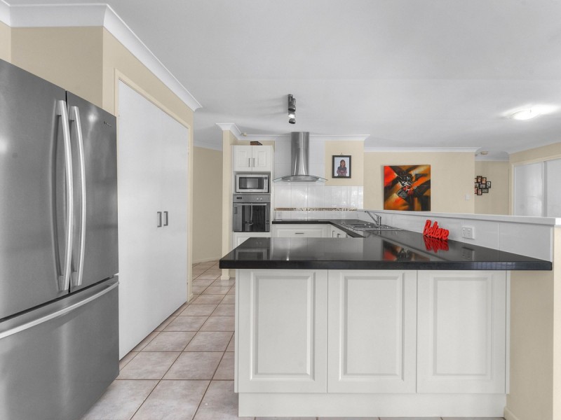 17 Kline Place, Mcdowall QLD 4053