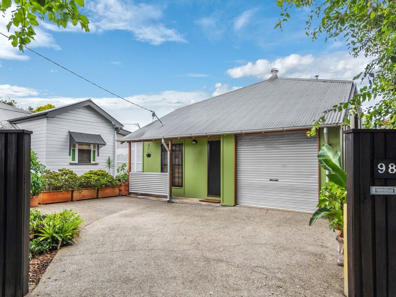 98 Dickson Street, Wooloowin QLD 4030