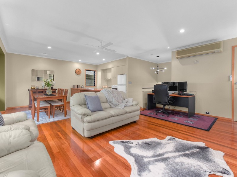 98 Dickson Street, Wooloowin QLD 4030
