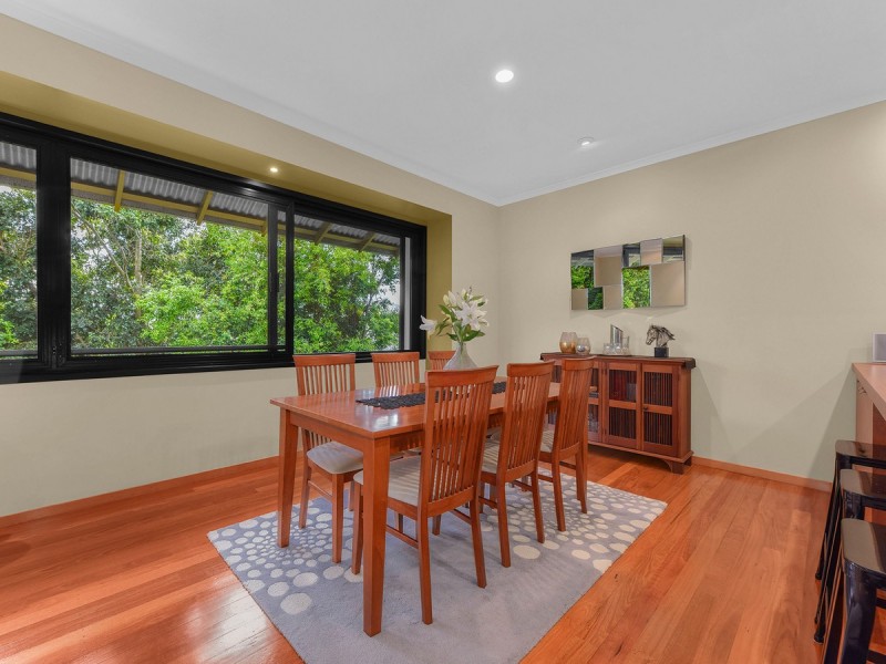98 Dickson Street, Wooloowin QLD 4030