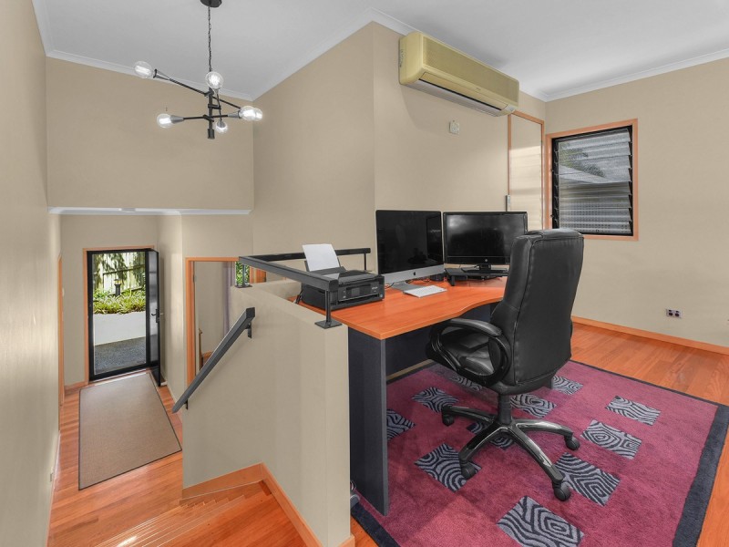 98 Dickson Street, Wooloowin QLD 4030