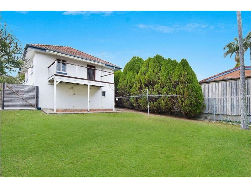 24 Dawn Street, Kedron QLD 4031