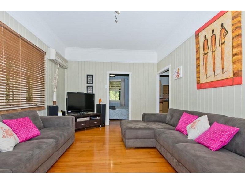 99 Glen Retreat Road, Mitchelton QLD 4053