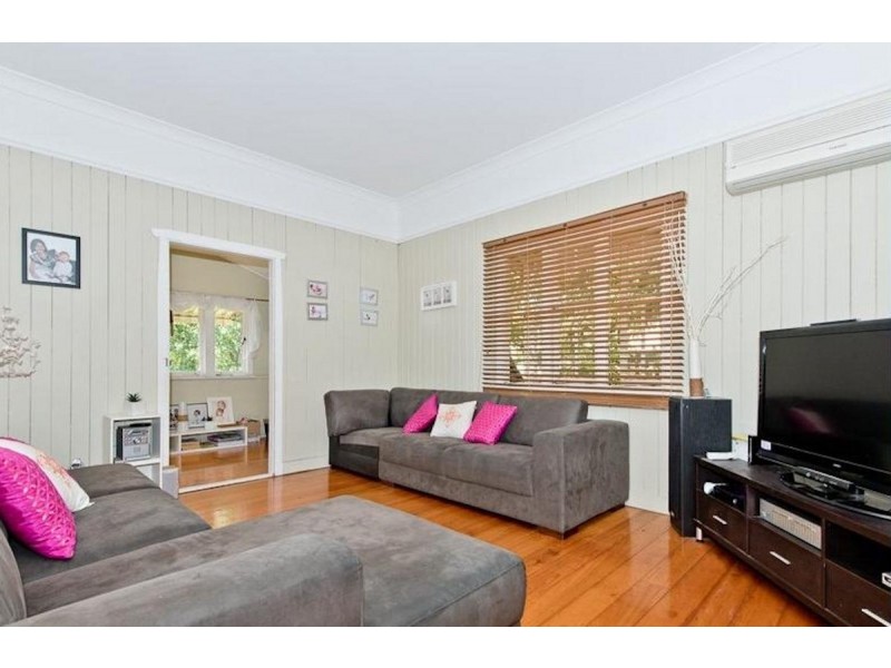 99 Glen Retreat Road, Mitchelton QLD 4053