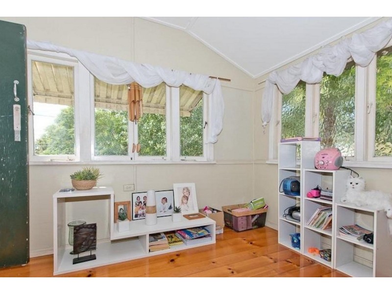 99 Glen Retreat Road, Mitchelton QLD 4053