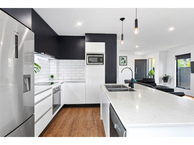 4 Turner Road, Kedron QLD 4031