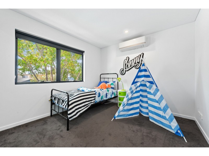 4 Turner Road, Kedron QLD 4031