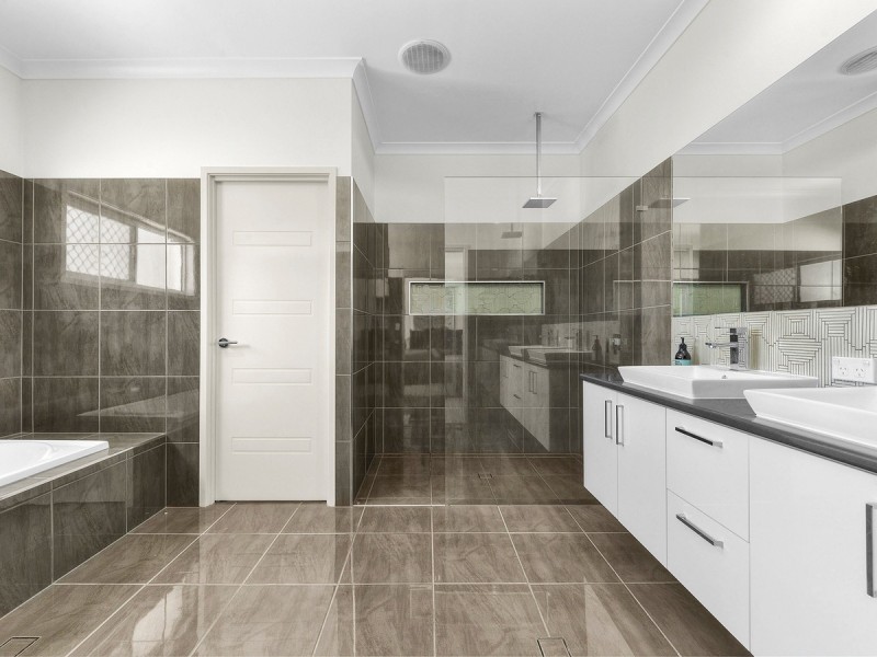 58 Taltarni Circuit, Mitchelton QLD 4053