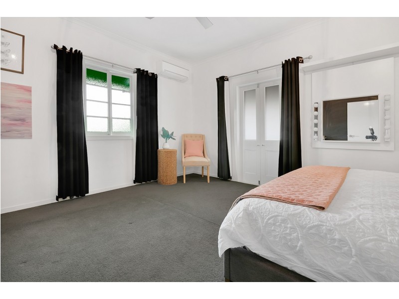 719 South Pine Road, Everton Park QLD 4053