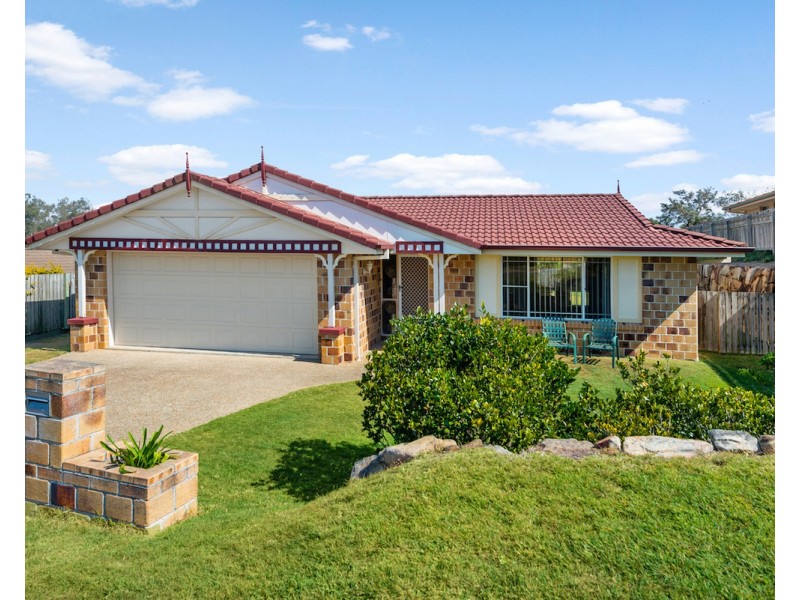 7 Lynagh Court, Arana Hills QLD 4054
