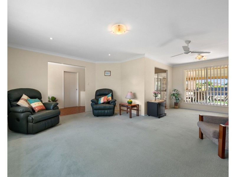 7 Lynagh Court, Arana Hills QLD 4054