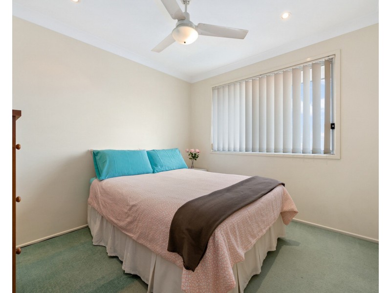 7 Lynagh Court, Arana Hills QLD 4054