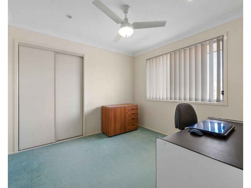 7 Lynagh Court, Arana Hills QLD 4054