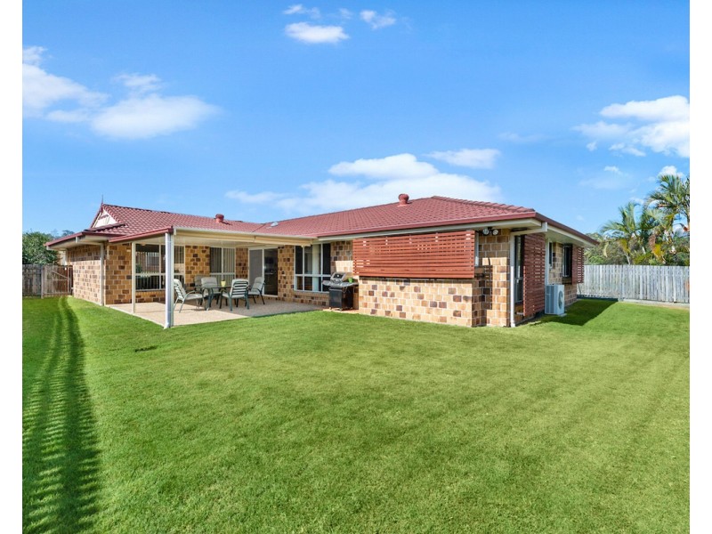 7 Lynagh Court, Arana Hills QLD 4054