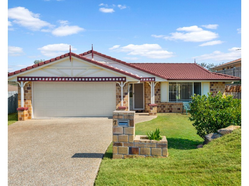 7 Lynagh Court, Arana Hills QLD 4054