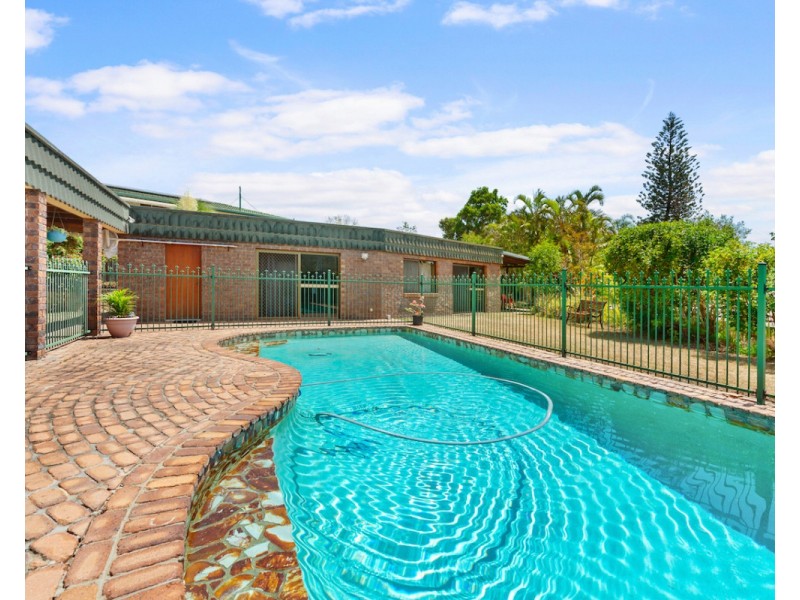 8 Moira Street, Ferny Grove QLD 4055