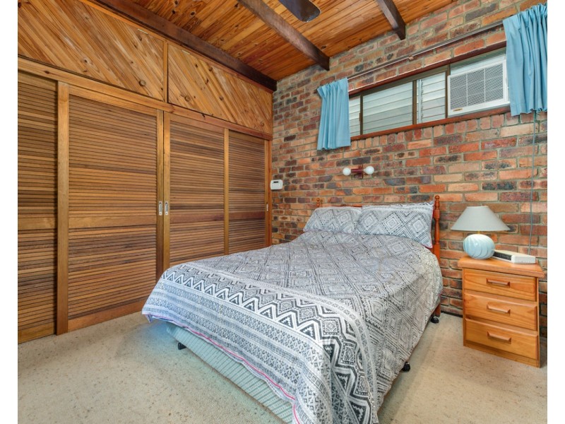 8 Moira Street, Ferny Grove QLD 4055