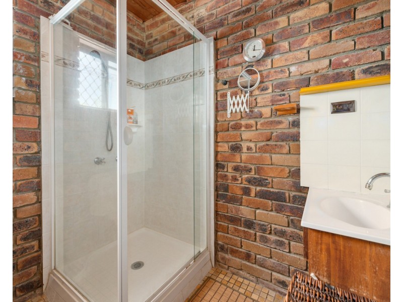 8 Moira Street, Ferny Grove QLD 4055