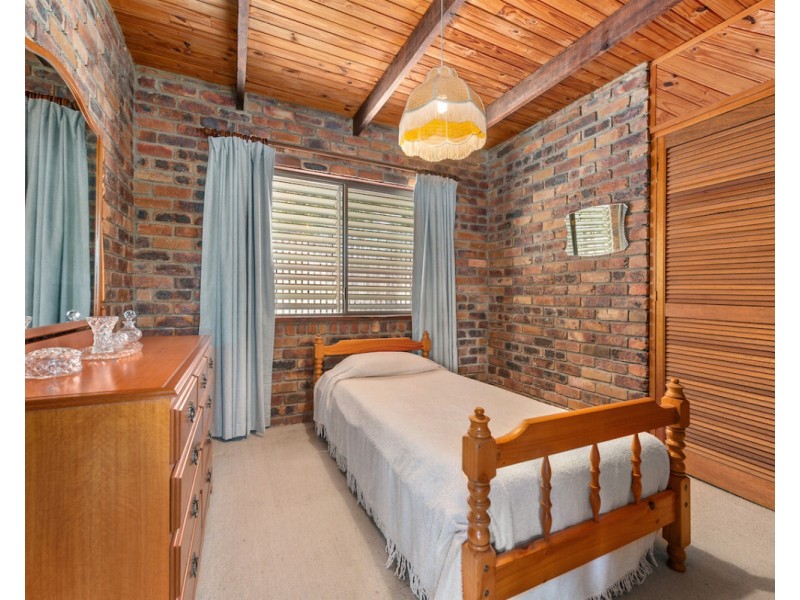 8 Moira Street, Ferny Grove QLD 4055