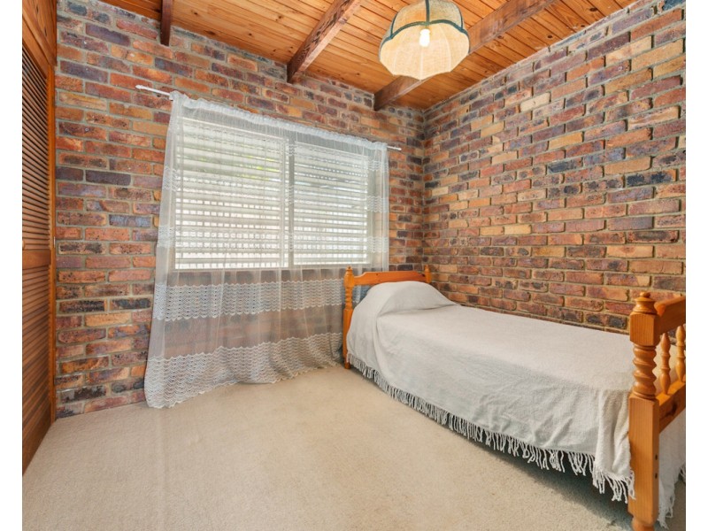 8 Moira Street, Ferny Grove QLD 4055