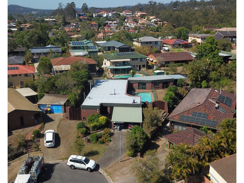 8 Moira Street, Ferny Grove QLD 4055