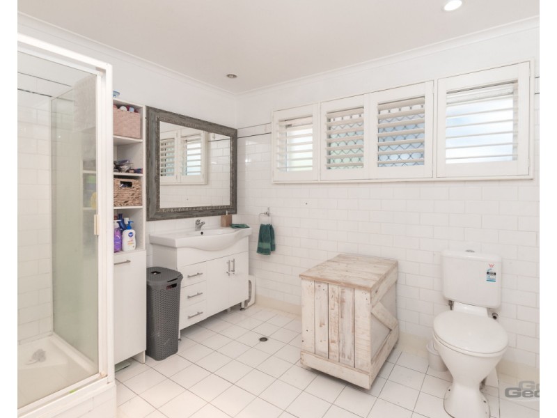 42 Blenheim Street, Chermside West QLD 4032