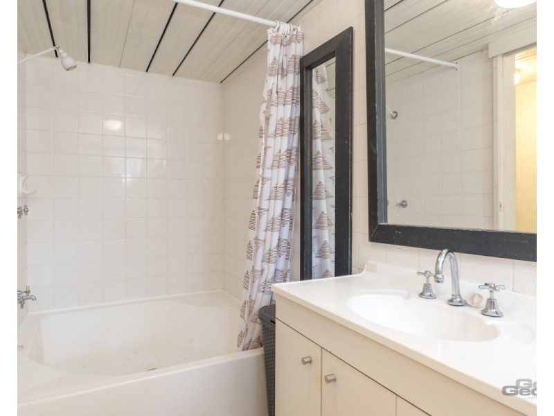 42 Blenheim Street, Chermside West QLD 4032