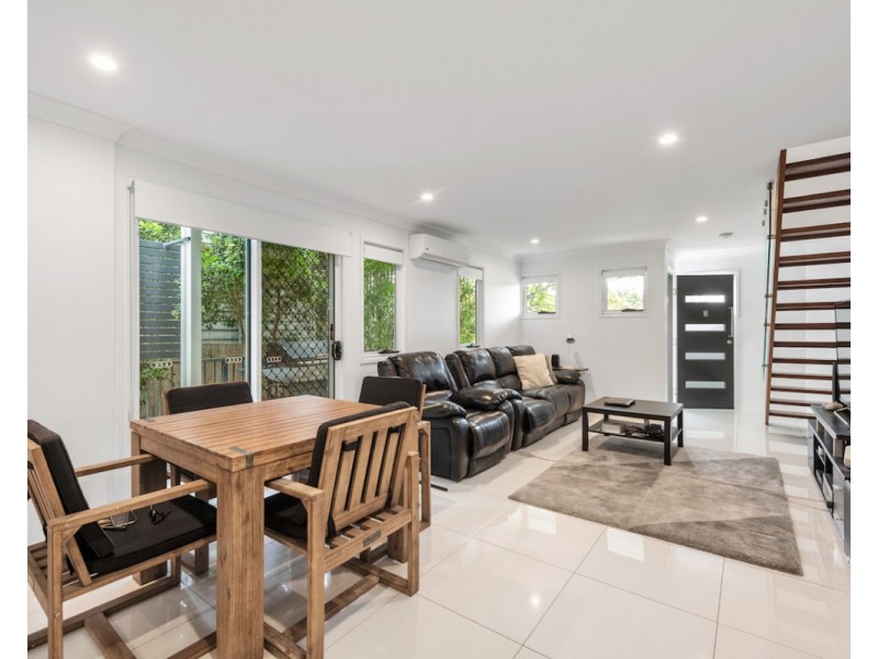 3 Brockman Street, Kedron QLD 4031