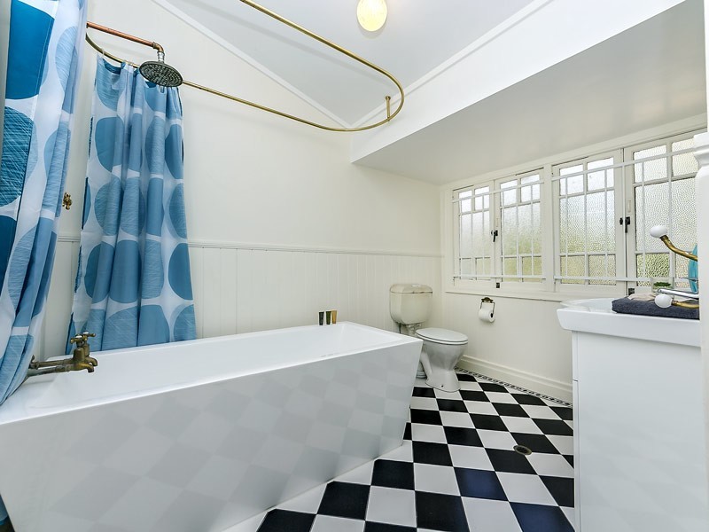 106 Evelyn Street, Grange QLD 4051