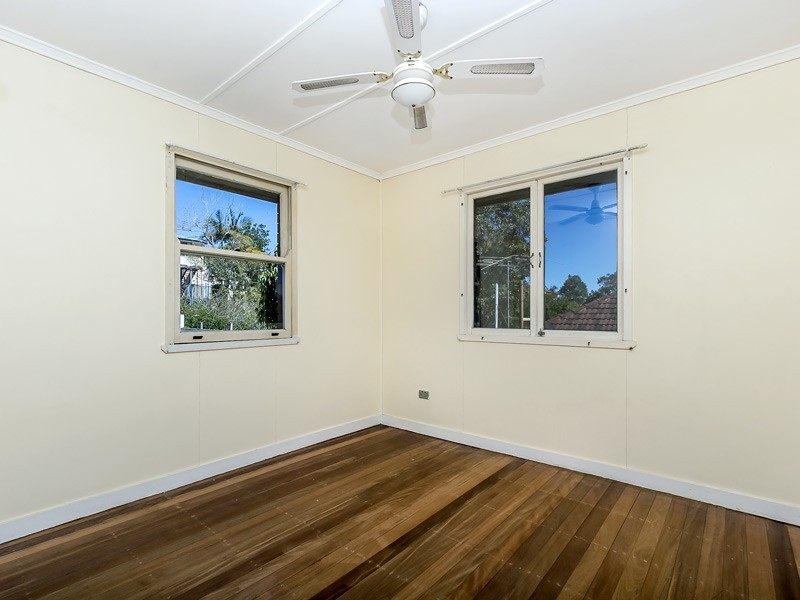 54 Ringrose Street, Stafford Heights QLD 4053