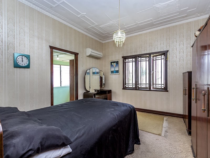 12 Caithness Street, Kedron QLD 4031