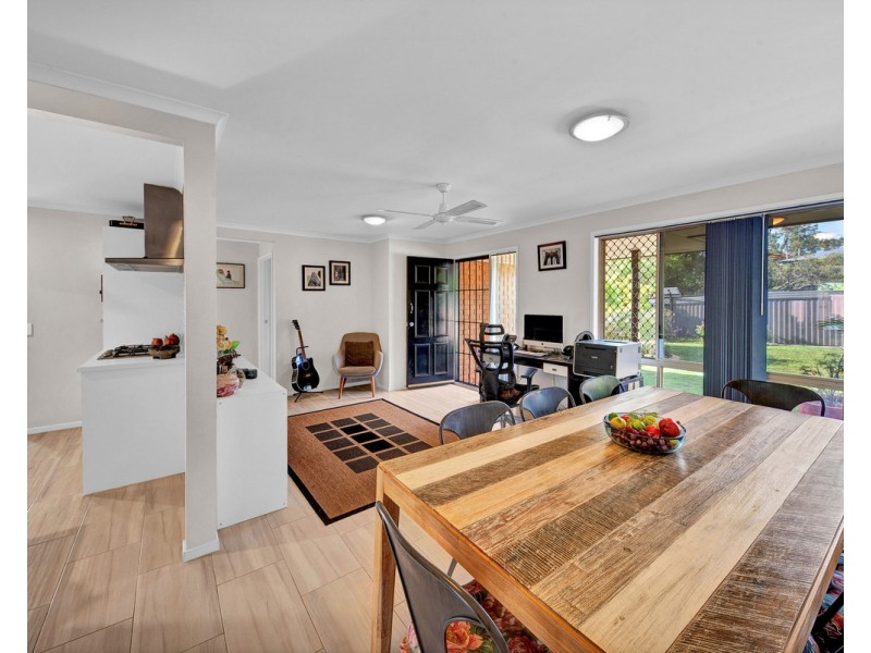 121 King Street, Woody Point QLD 4019