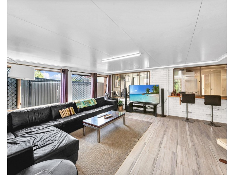 121 King Street, Woody Point QLD 4019