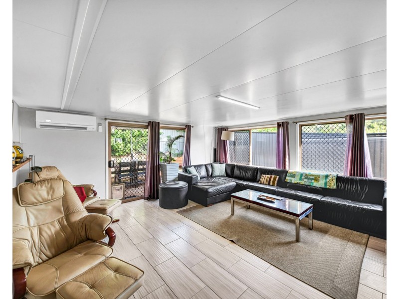 121 King Street, Woody Point QLD 4019