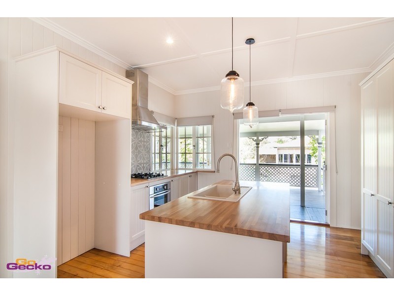 22 Murrell Street, Newmarket QLD 4051