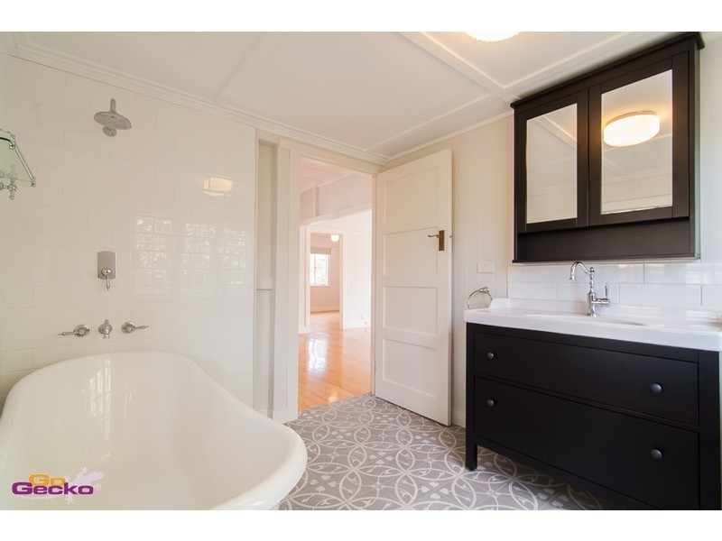 22 Murrell Street, Newmarket QLD 4051