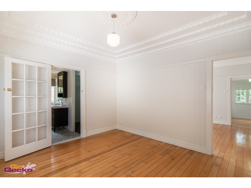 22 Murrell Street, Newmarket QLD 4051