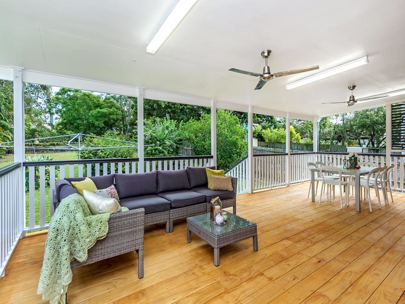 12 Caithness Street, Kedron QLD 4031