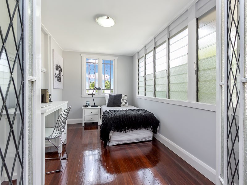 12 Caithness Street, Kedron QLD 4031