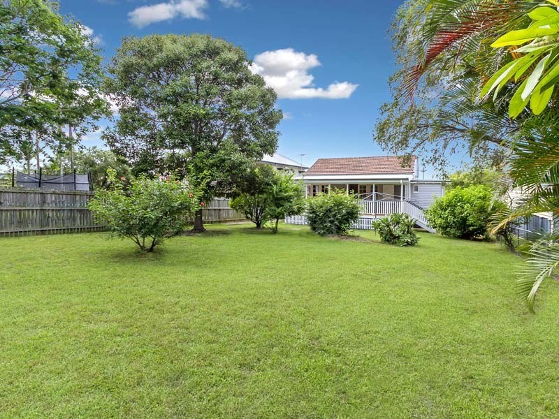 12 Caithness Street, Kedron QLD 4031