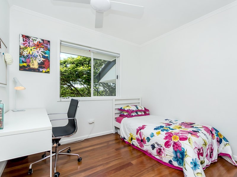 36 Ringrose Street, Stafford Heights QLD 4053