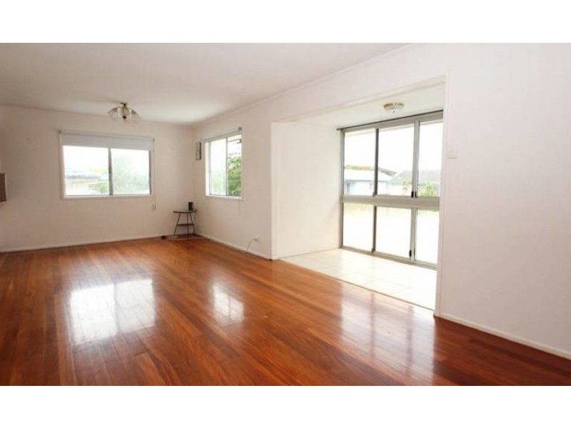 6 Kendrey Street, Stafford Heights QLD 4053