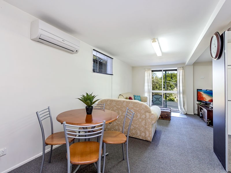 19 Wandearah Crescent, Ferny Hills QLD 4055