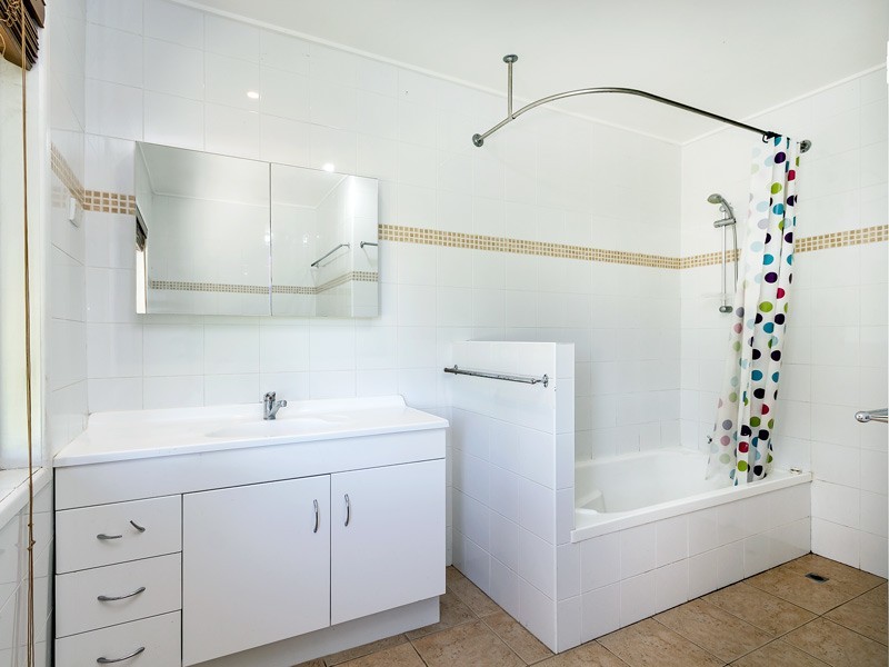 19 Wandearah Crescent, Ferny Hills QLD 4055