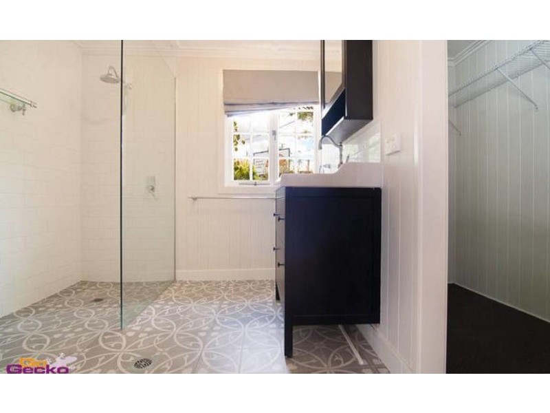 22 Murrell Street, Newmarket QLD 4051