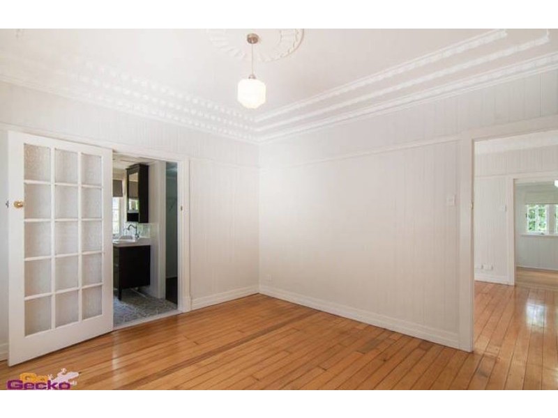 22 Murrell Street, Newmarket QLD 4051