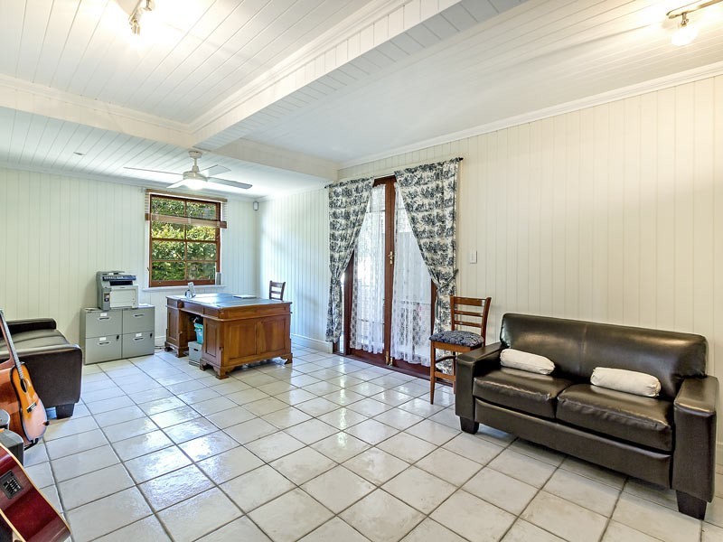 124 Evelyn Street, Grange QLD 4051